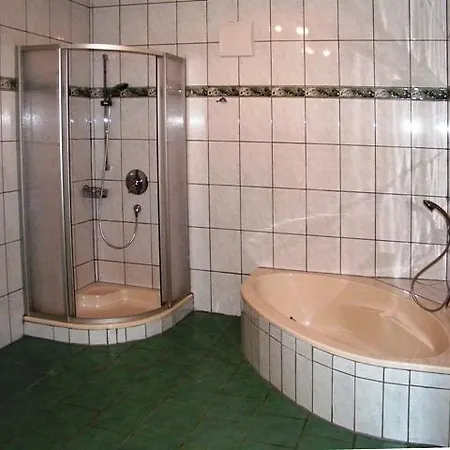 Tremlhof אונטראך אם אטרזה