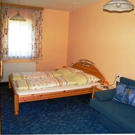 Tremlhof Apartment *